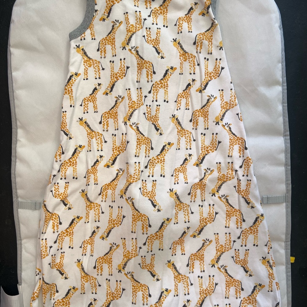 Burt's Bees Baby White and Gray Giraffe Sleep Sack - Picture 2 of 3